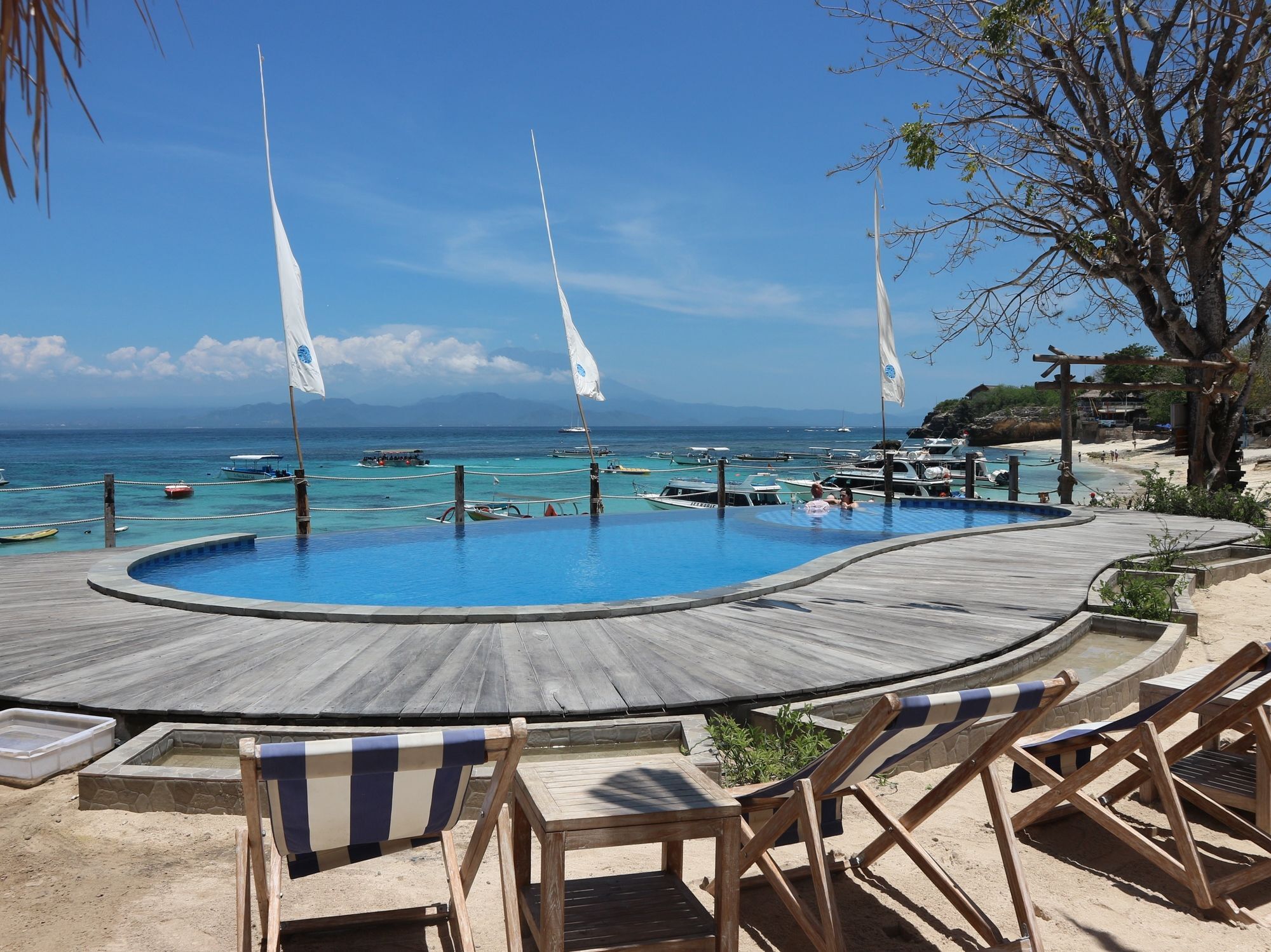 Le Nusa Beach Club Nusa Lembongan  Exterior photo